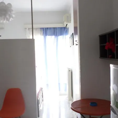 Top Floor Studio *